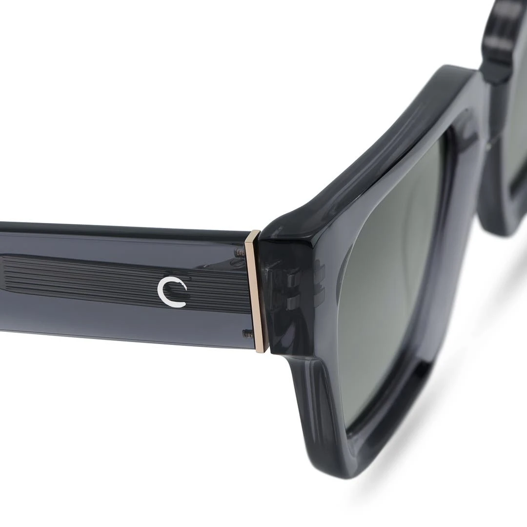 Otsu Occasus | Lunettes De Soleil Carrées Translucides à Verres Gris Polarisés 6 Otsu Occasus | Lunettes De Soleil Carrées Translucides à Verres Gris Polarisés – Image 6