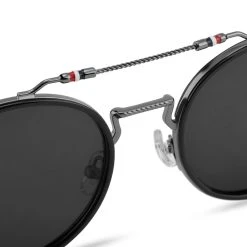 Lucleon Occasus | Lunettes De Soleil Noires à Verres Ronds Polarisés Et Double Pont -Boutique Trendhim 23 3 sull