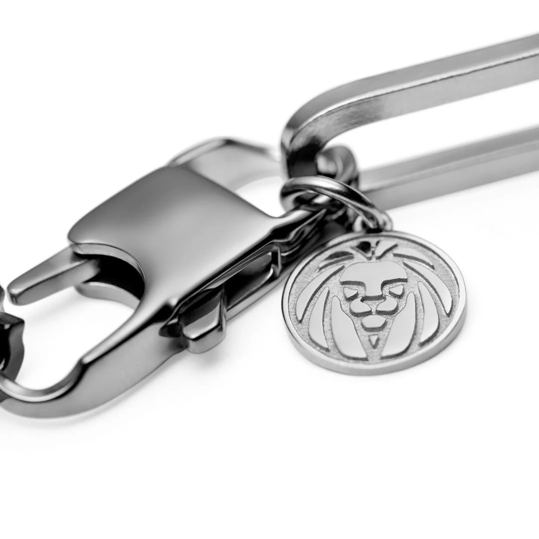 Lucleon Bracelet à Chaîne Torsadée Couleur Argent Et Bronze Gunmétal Cedric Amager 4 Lucleon Bracelet à Chaîne Torsadée Couleur Argent Et Bronze Gunmétal Cedric Amager – Image 4