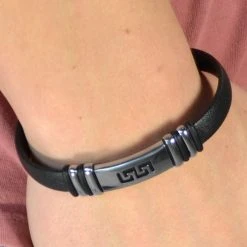 Fort Tempus Bracelet En Caoutchouc Avec Ornement Labyrinthe -Boutique Trendhim 34 rubber path bracelet cropped