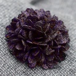 Warren Asher Boutonnière Fleur Lavande -Boutique Trendhim 44 lavender flower lapel pin cropped