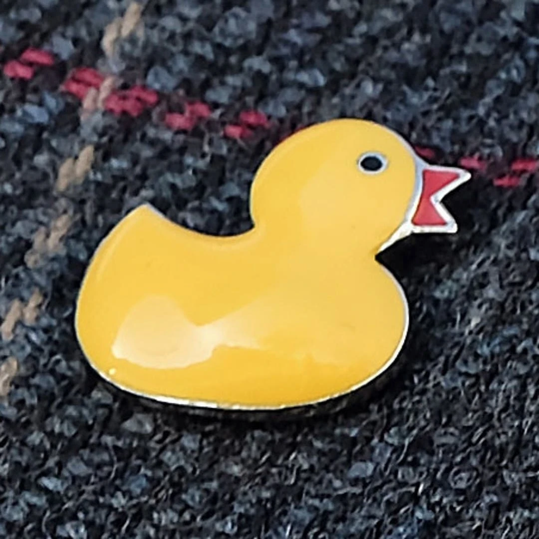 Warren Asher Broche Le Canard Jaune 5 Warren Asher Broche Le Canard Jaune – Image 5