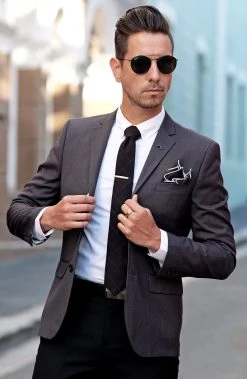 BSWK Ceinture En Cuir Noir à Boucle Massive -Boutique Trendhim billed 1 262