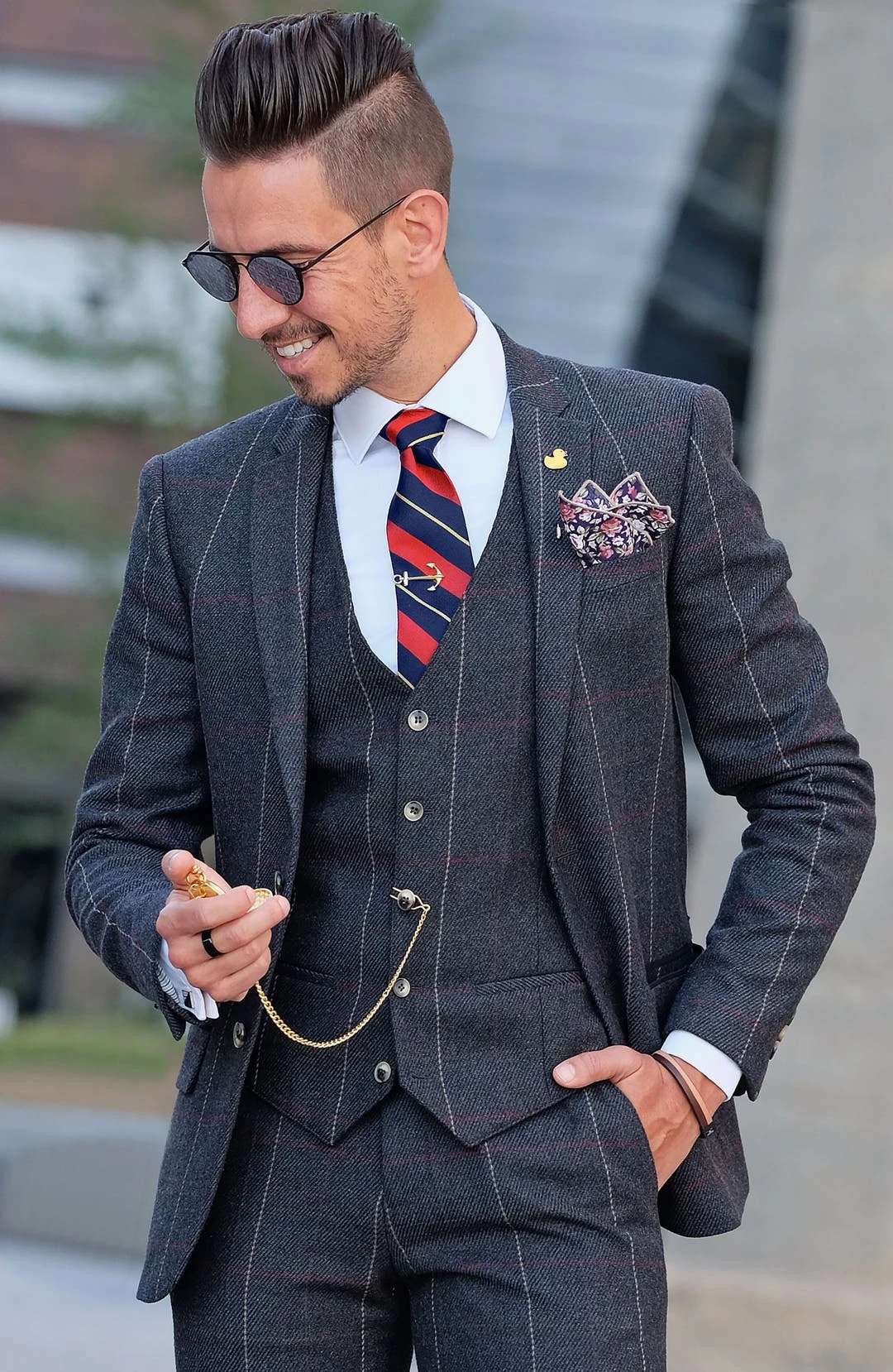 Warren Asher Broche Le Canard Jaune 4 Warren Asher Broche Le Canard Jaune – Image 4