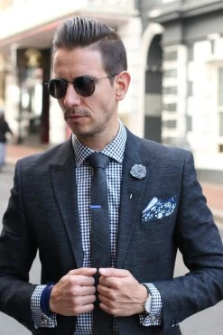 Warren Asher Boutonnière Rose Grise 10 Warren Asher Boutonnière Rose Grise -Boutique Trendhim img 2321 2