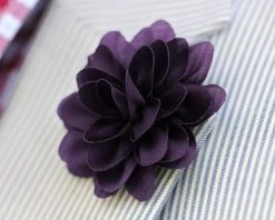 Warren Asher Broche Pour Homme à Fleur Violet Foncé -Boutique Trendhim m rkelilla reversblomst 1