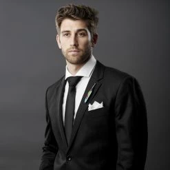 Warren Asher Broche "La Plume Tropicale" -Boutique Trendhim rel megashoot lapel pins 13646 2