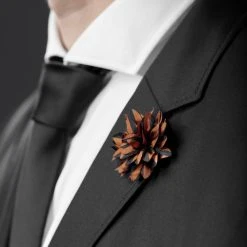 Warren Asher Revers Fleur à Rayures 8 Warren Asher Revers Fleur à Rayures -Boutique Trendhim rel megashoot lapel pins 13955 1