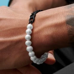 Lucleon Chaîne Gourmette Couleur Bronze Gunmetal Et Bracelet De Perles Chad Amager -Boutique Trendhim rst acpa collectionpage gold 23105 silver 23101 black 23109 bjarkejohansen 2 bm