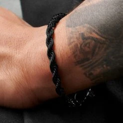 Lucleon Bracelet En Métal Tressé Couleur Gris Gunmetal Corwin Amager - 6 Mm -Boutique Trendhim rst acpa collectionpage gold 23157 silver 23153 black 23161 bjarkejohansen 2 3 bm