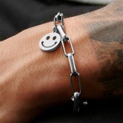 Lucleon Bracelet Amager Clarke Argenté à Maille Torsadée Et Maille Gourmette Avec Pendentif Smiley -Boutique Trendhim rst acpa collectionpage gold23129 silver23125 black23133 bjarkejohansen 2 2 bm