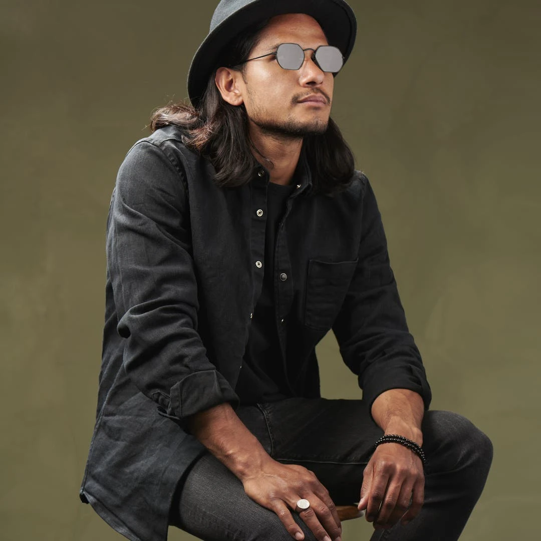 Paul Riley Lunettes De Soleil Groovy Noir De Noir 5 Paul Riley Lunettes De Soleil Groovy Noir De Noir – Image 5