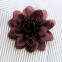 Warren Asher Broche Pour Homme "Le Dahlia Noir" -Boutique Trendhim sort dahlia reversblomst