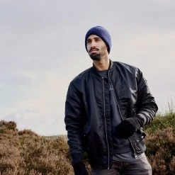 Fawler Hiems | Bonnet Bleu Marine à Revers En Laine Recyclée -Boutique Trendhim ste hiems scarves hats and gloves collection 26410 26436 bj rn 1x1 4