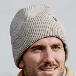 Fawler Hiems | Bonnet Gris à Revers En Laine Recyclée 11 Fawler Hiems | Bonnet Gris à Revers En Laine Recyclée -Boutique Trendhim ste hiems scarves hats and gloves collection 26420 26409 rinalds 1x1 5bm