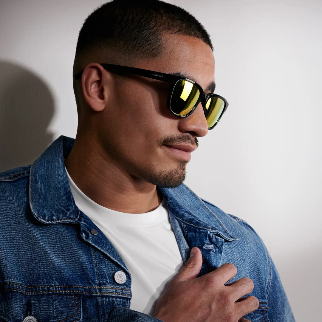 Waykins Lunettes De Soleil Noires Wilmer Thea à Verres Miroir Polarisés Jaune-orange 4 Waykins Lunettes De Soleil Noires Wilmer Thea à Verres Miroir Polarisés Jaune-orange – Image 4